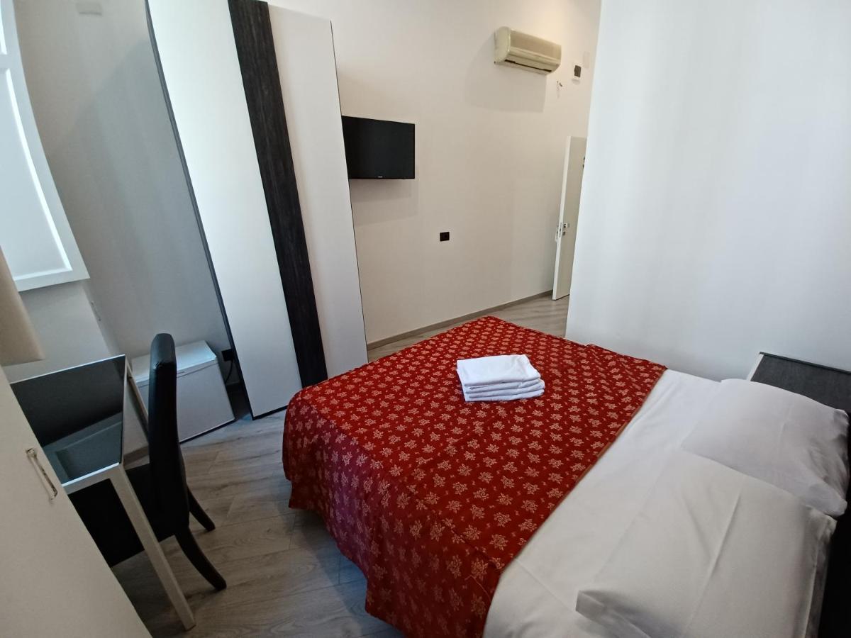 Hotel Mimosa Pantheon Rome Bagian luar foto